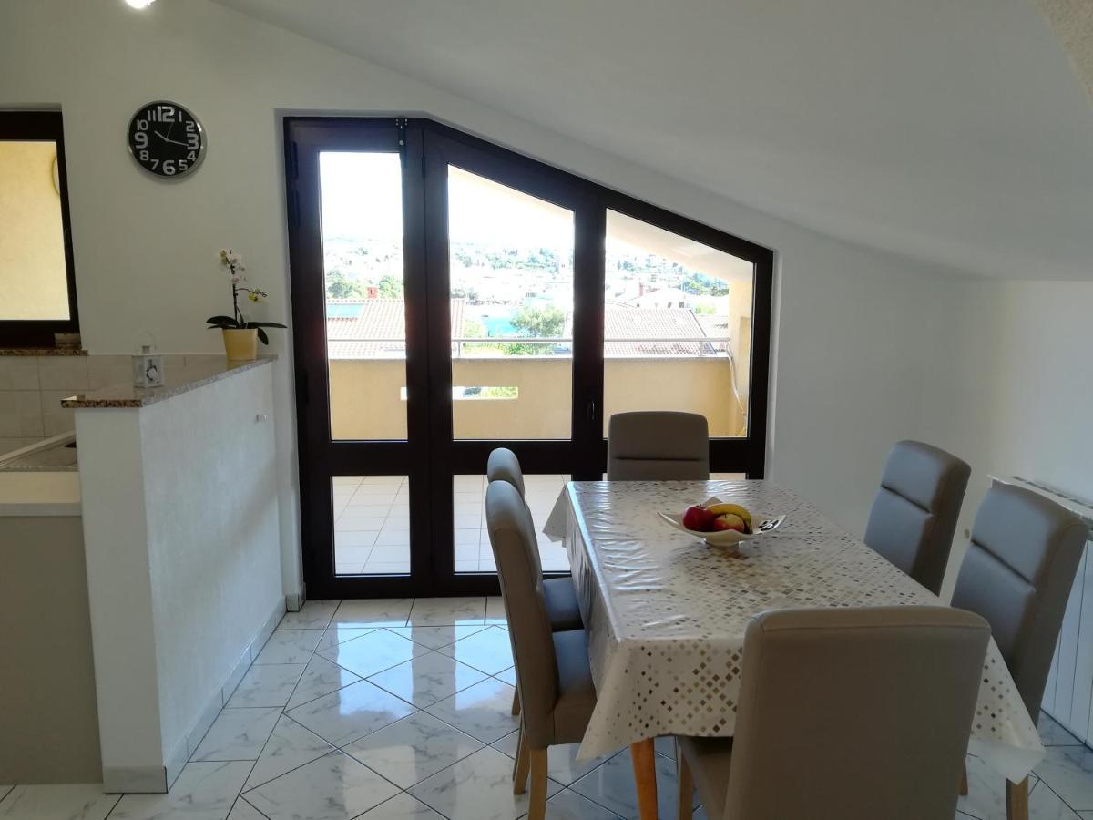 Apartman Sintic Krk Town Buitenkant foto