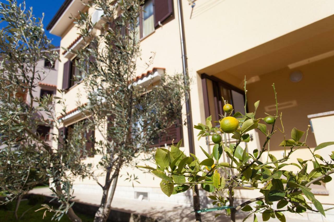 Apartman Sintic Krk Town Buitenkant foto